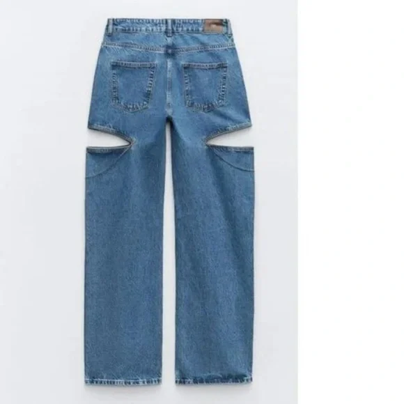 💙 NWT ZARA CUT OUT RHINESTONE CHAIN MOD RISE STRAIGHT JEANS - Picture 2 of 10